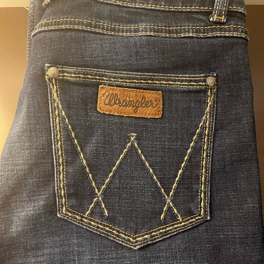 Women’s Retro Boot Cut Wranglers